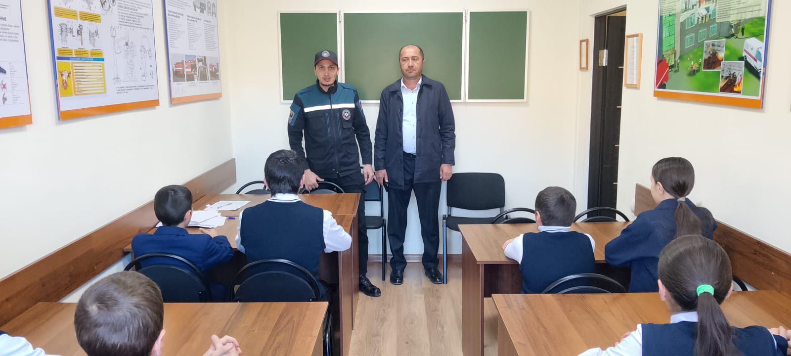 Школьники села Курукал Ахтынского района в гостях у пожарных ПЧ-50